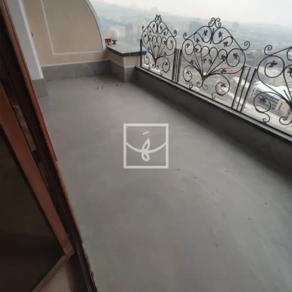 تهران تی‌وی‌وال و تراس